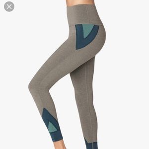 Beyond Yoga Leggings